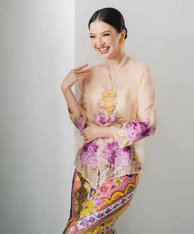 Tempat Jahit Kebaya Encim di Mustika Jaya Bekasi