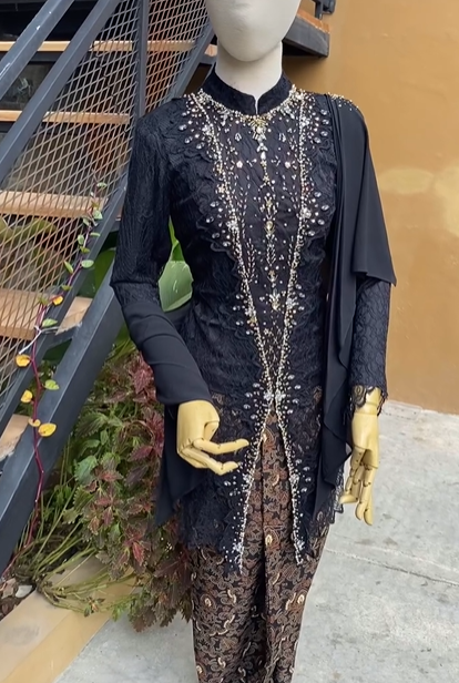 Tempat Jahit Kebaya Tradisional